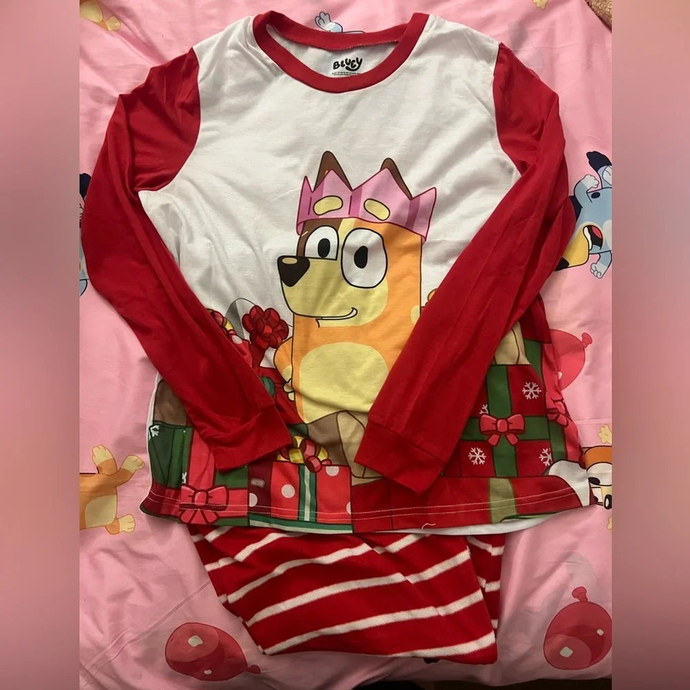 Disney Bluey mom Chili pajama set size M - Picture 2 of 5